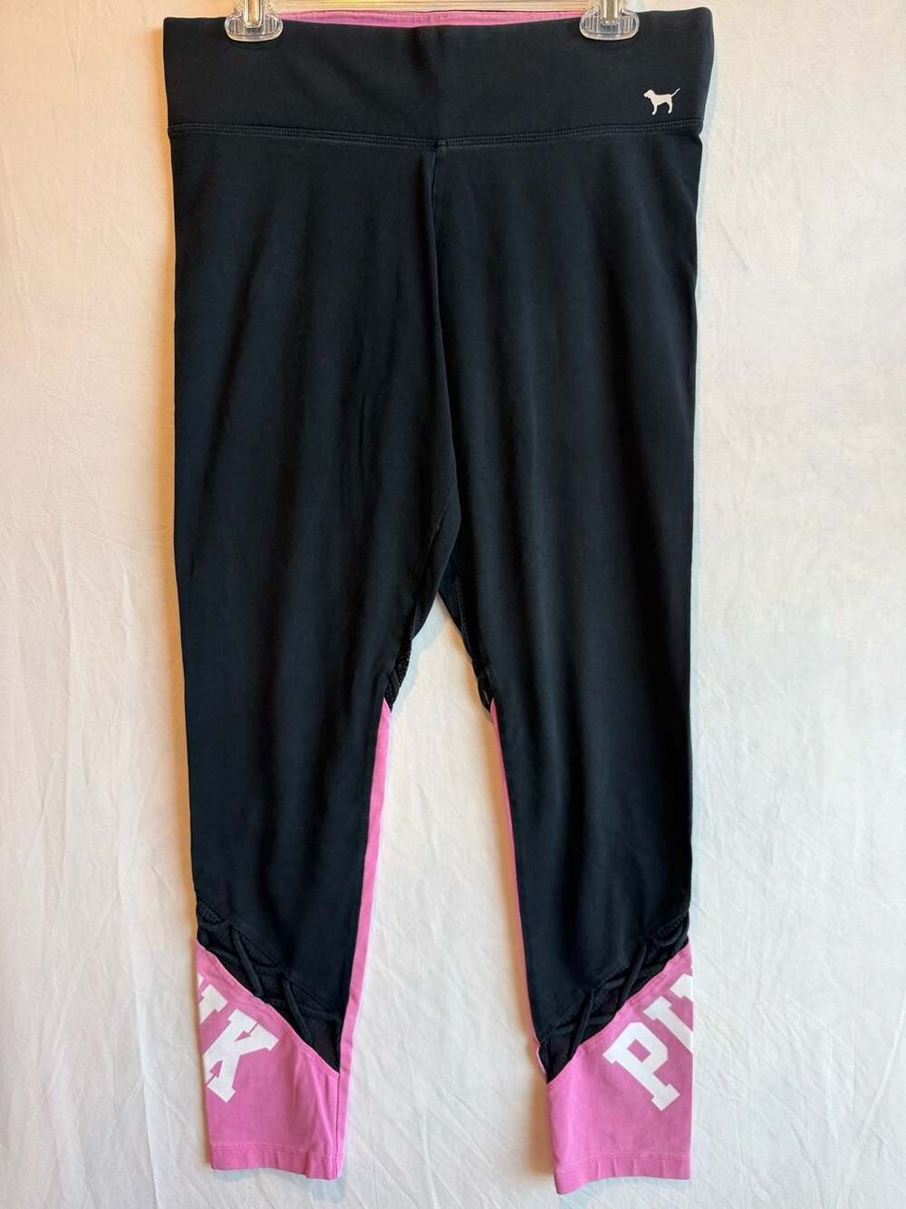 Y2K Victoria's Secret PINK Strappy Detail Yoga Capri Leggings Black and Pink